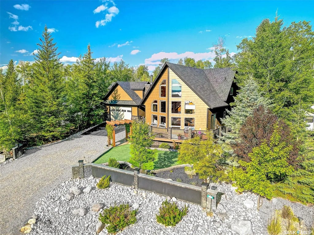 605 Cedar Close, Beaver River Rm No. 622