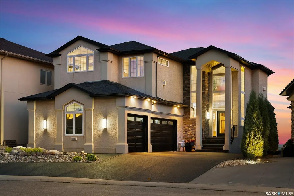 6110 Wascana Court, Regina