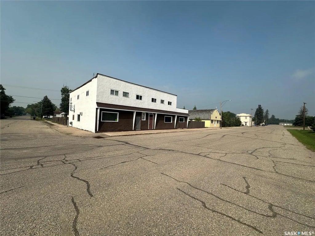 331 Railway Avenue, Bredenbury