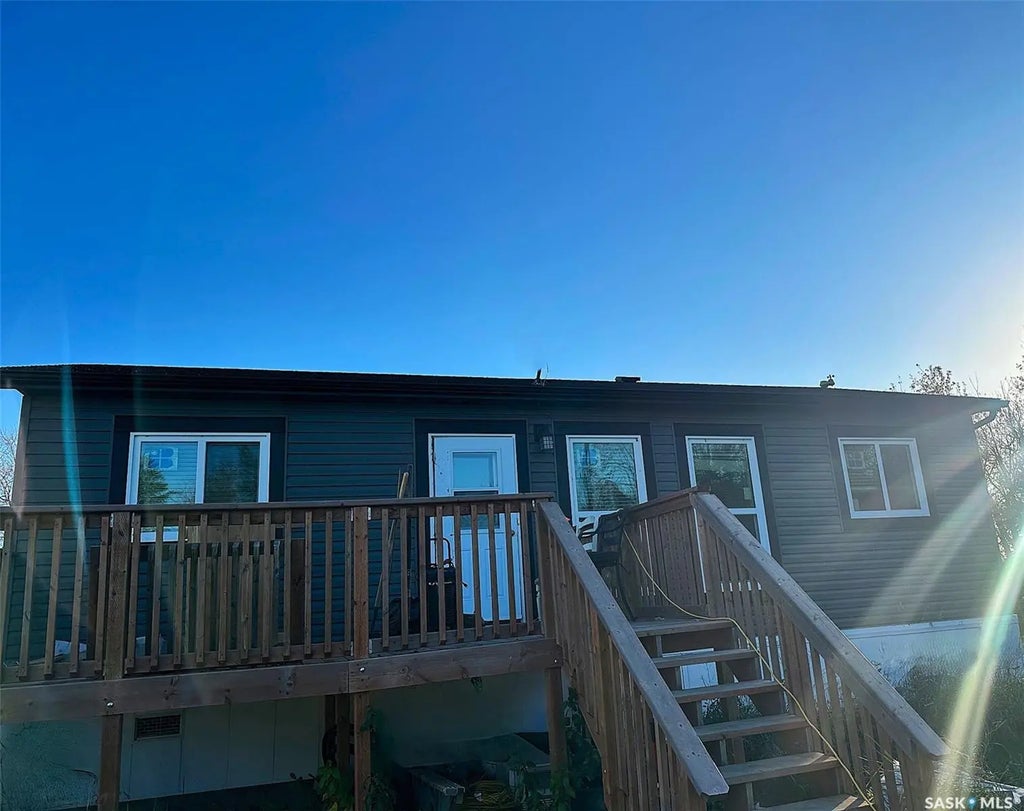 Marshall Acreage, Hudson Bay