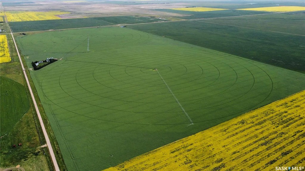 Outlook 315 Irrigated Grain Farmland, Rudy Rm No. 284