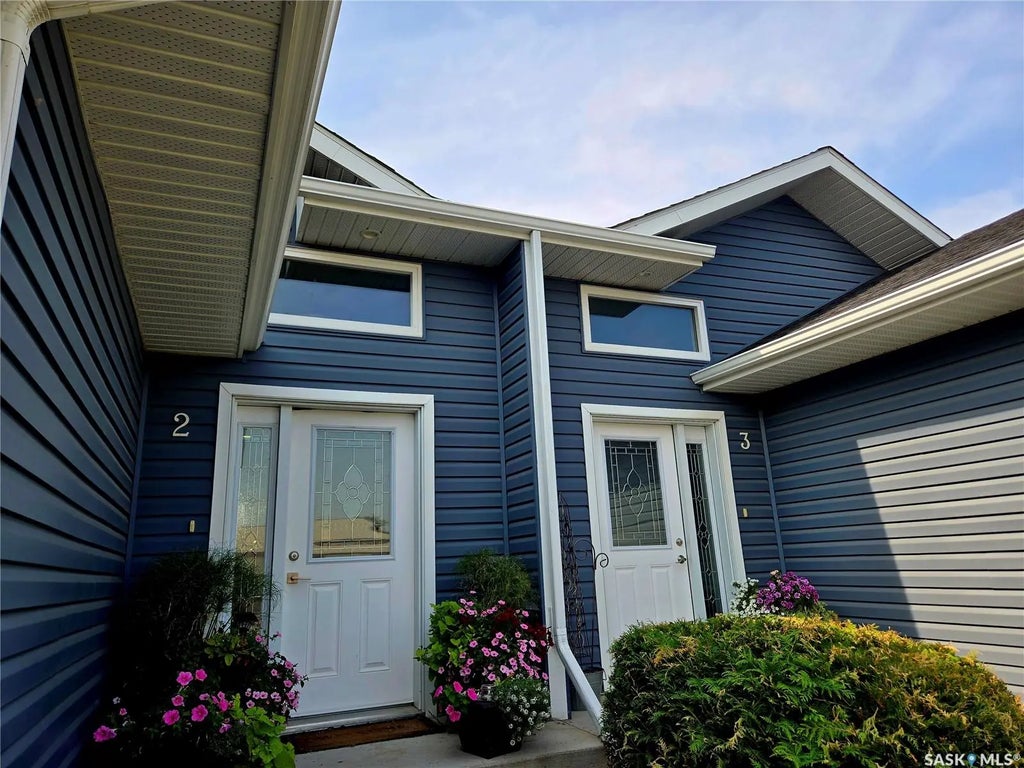 #1-4 - 316 3rd Street W, Delisle