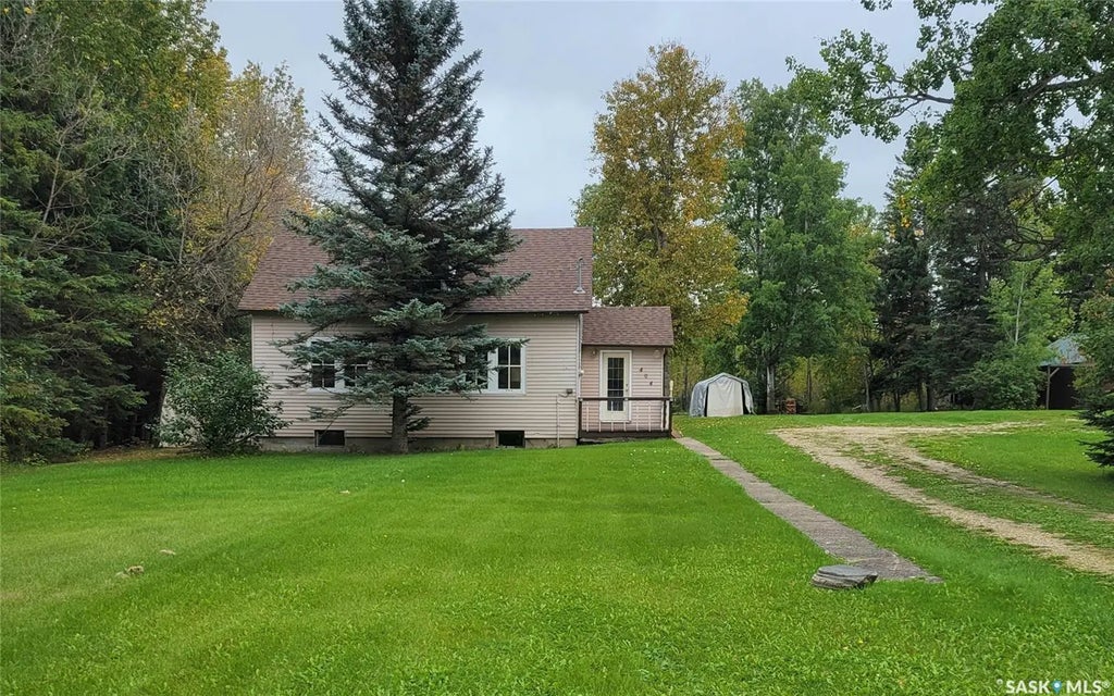 404 Usherville Road, Preeceville Rm No. 334