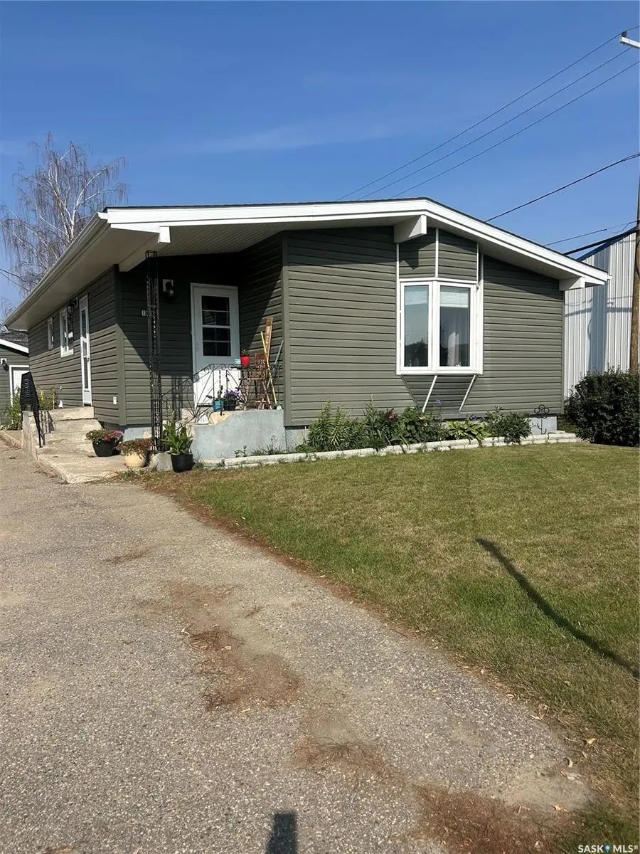 108 Second Street E, Carnduff