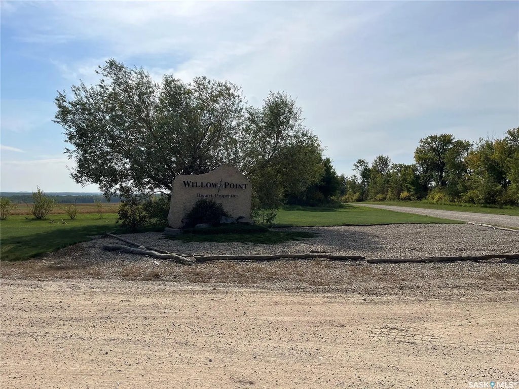 645 Willow Point Way, St. Brieux