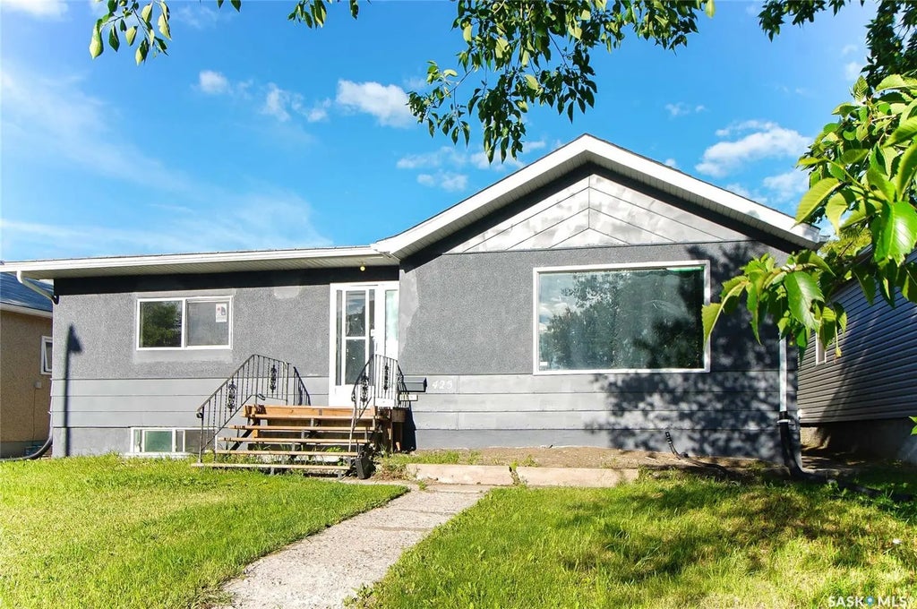 425 Montreal Street, Regina