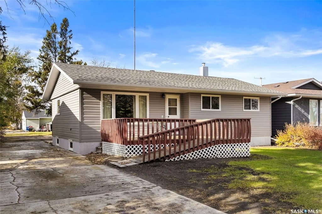 539 3rd Street Ne, Ituna