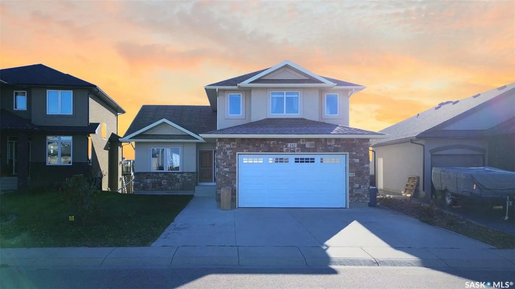 242 Whalley Cres, Saskatoon