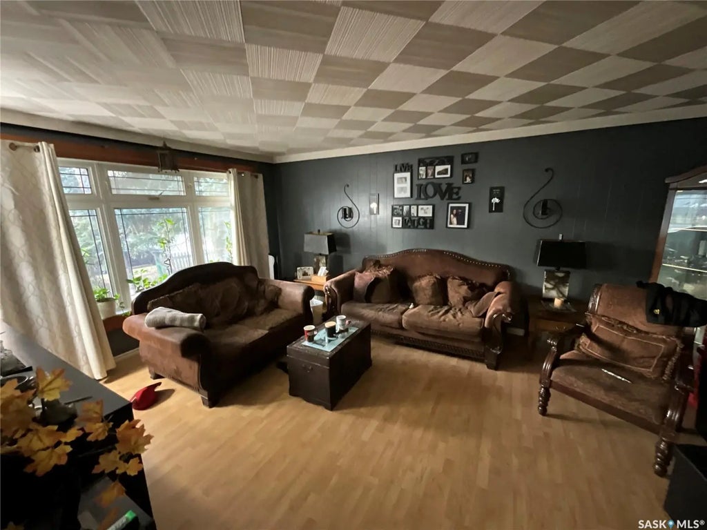 275 Central Avenue, Fort Qu'Appelle