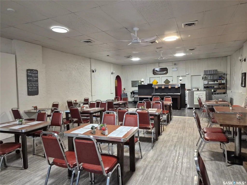 302 Main Street, Melville