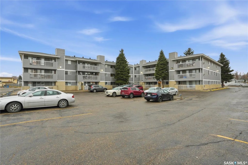 #304 - 706 Confederation Drive, Saskatoon