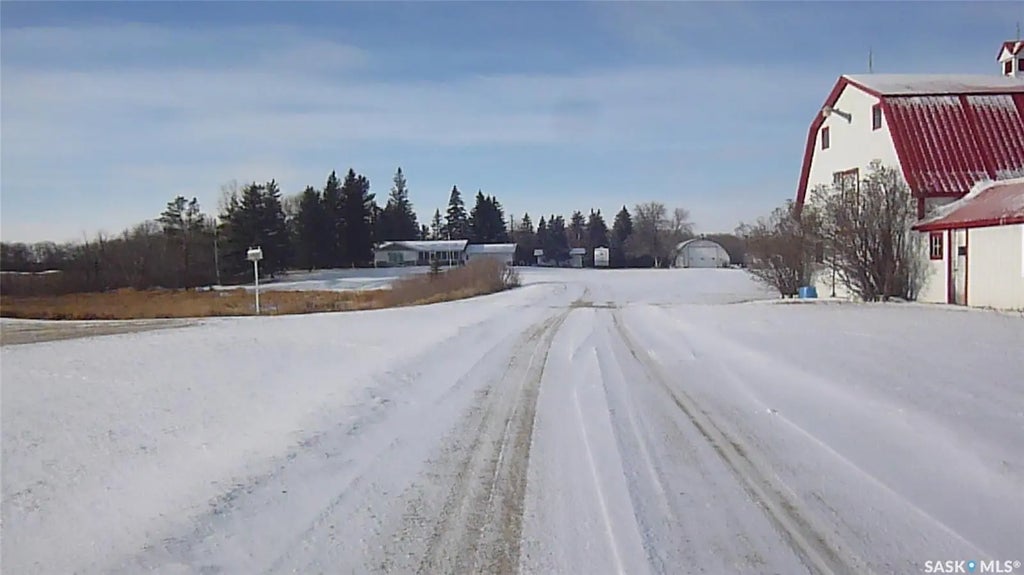 Radmacher Farm, Edenwold Rm No.158