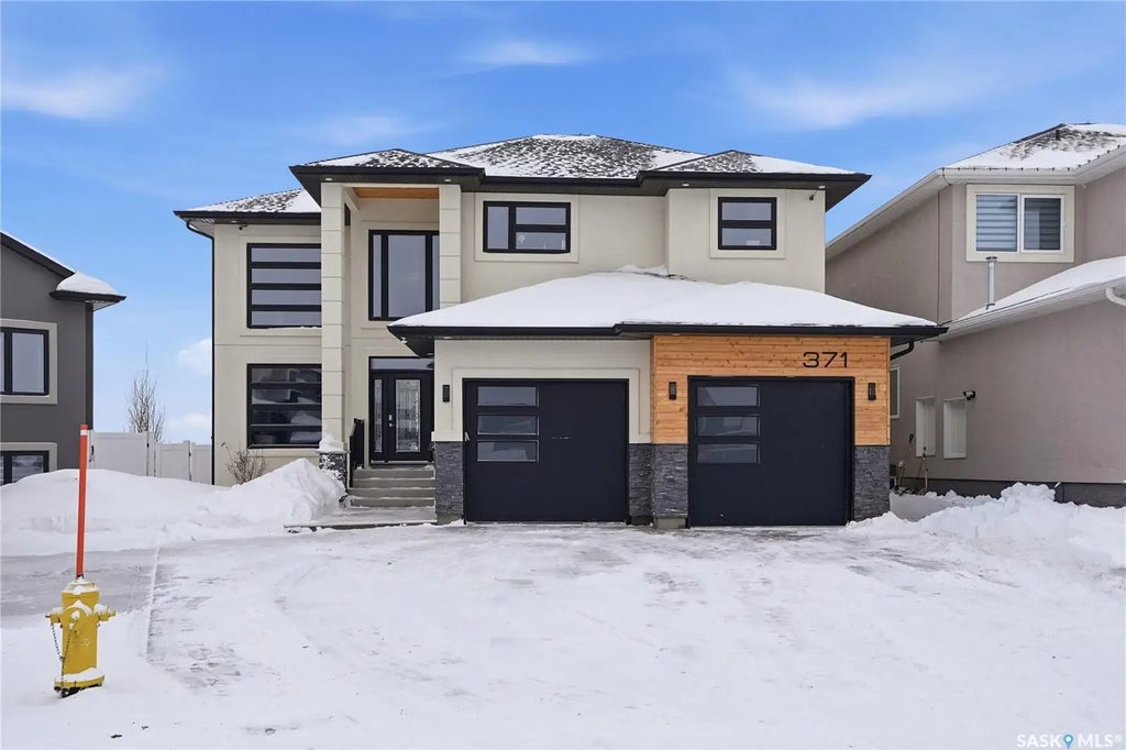 371 Fast Court, Saskatoon
