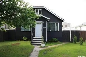 1111 23rd Street W, Saskatoon
