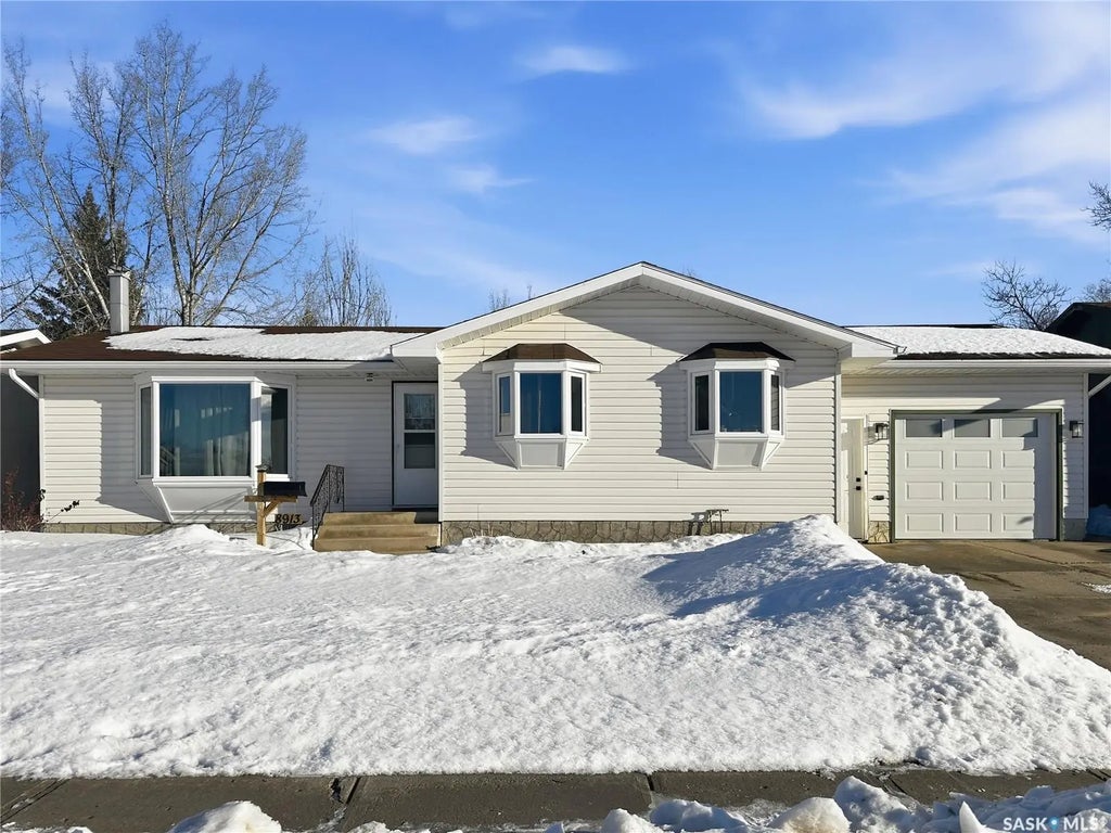 8913 Bowers Drive, North Battleford