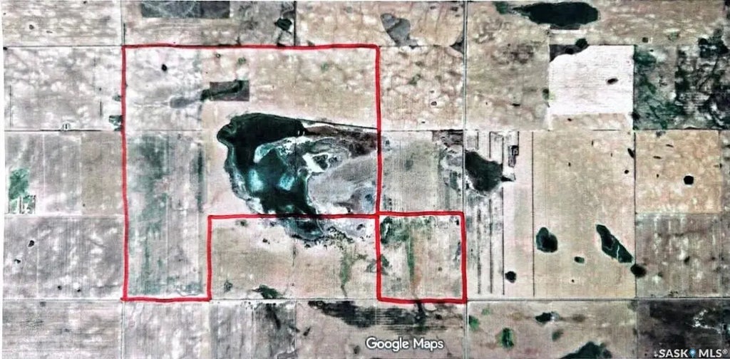 8 Deeded Quarters In Rm Of Richmound/fox Valley, Enterprise Rm No. 142