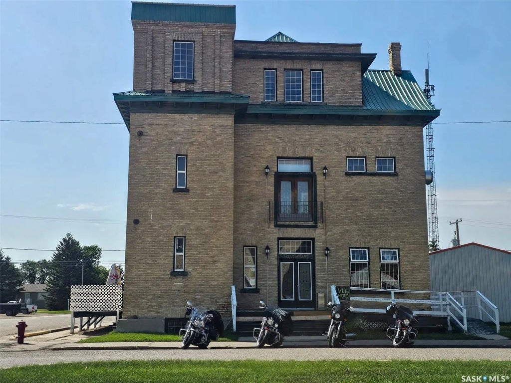 201 Main Street, Arcola