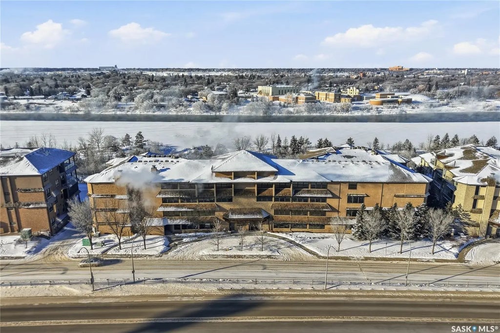 #239 - 623 Saskatchewan Cres W, Saskatoon