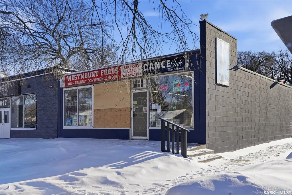 819 29th Street W, Saskatoon