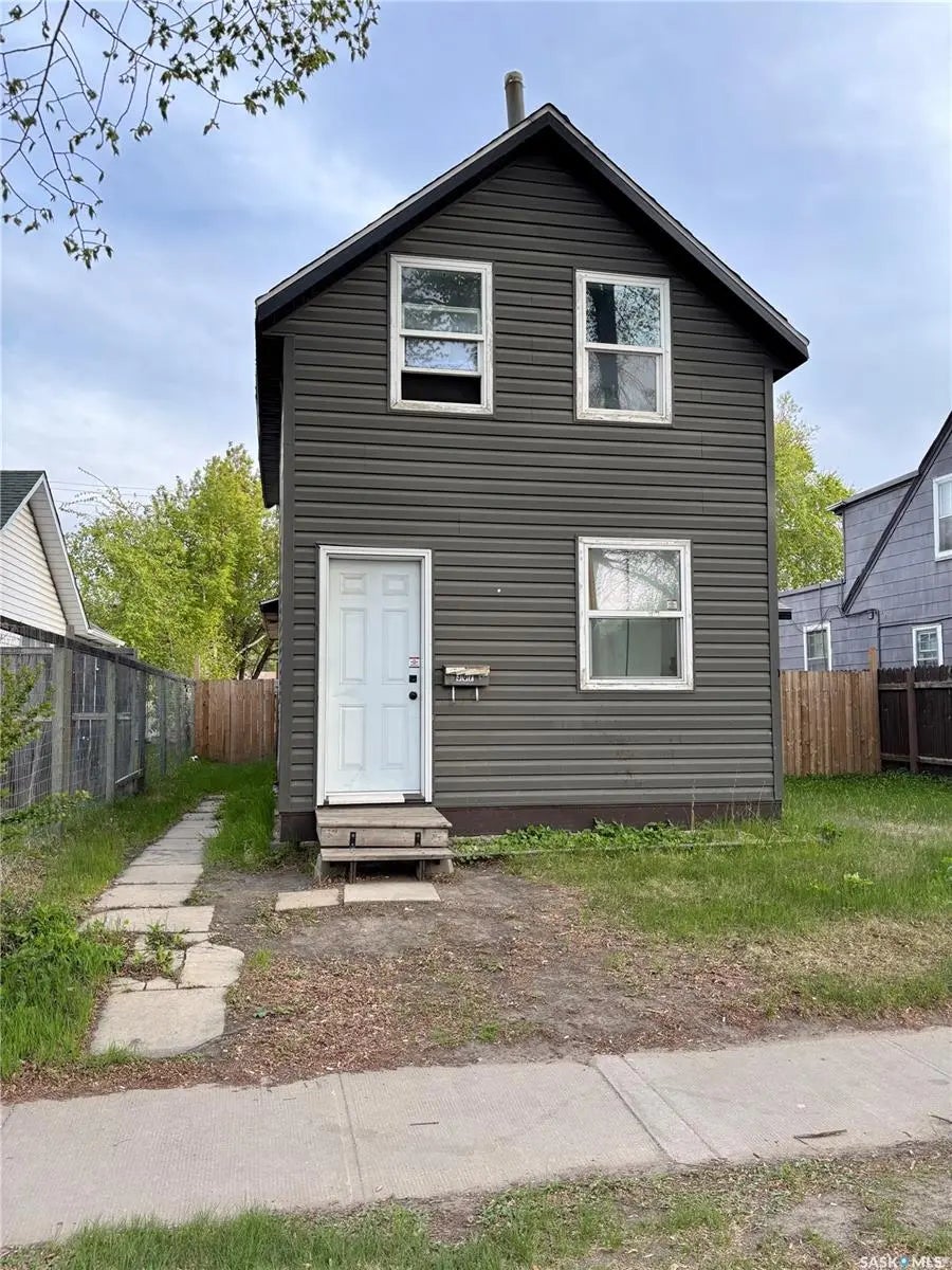 307 15th Street W, Prince Albert