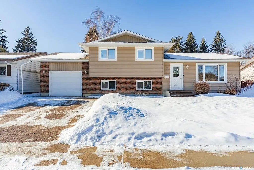 11 Schwager Cres, Saskatoon