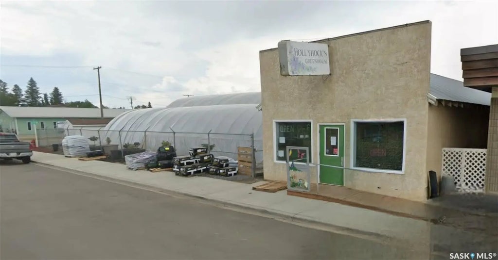 175 1st Avenue W, Unity