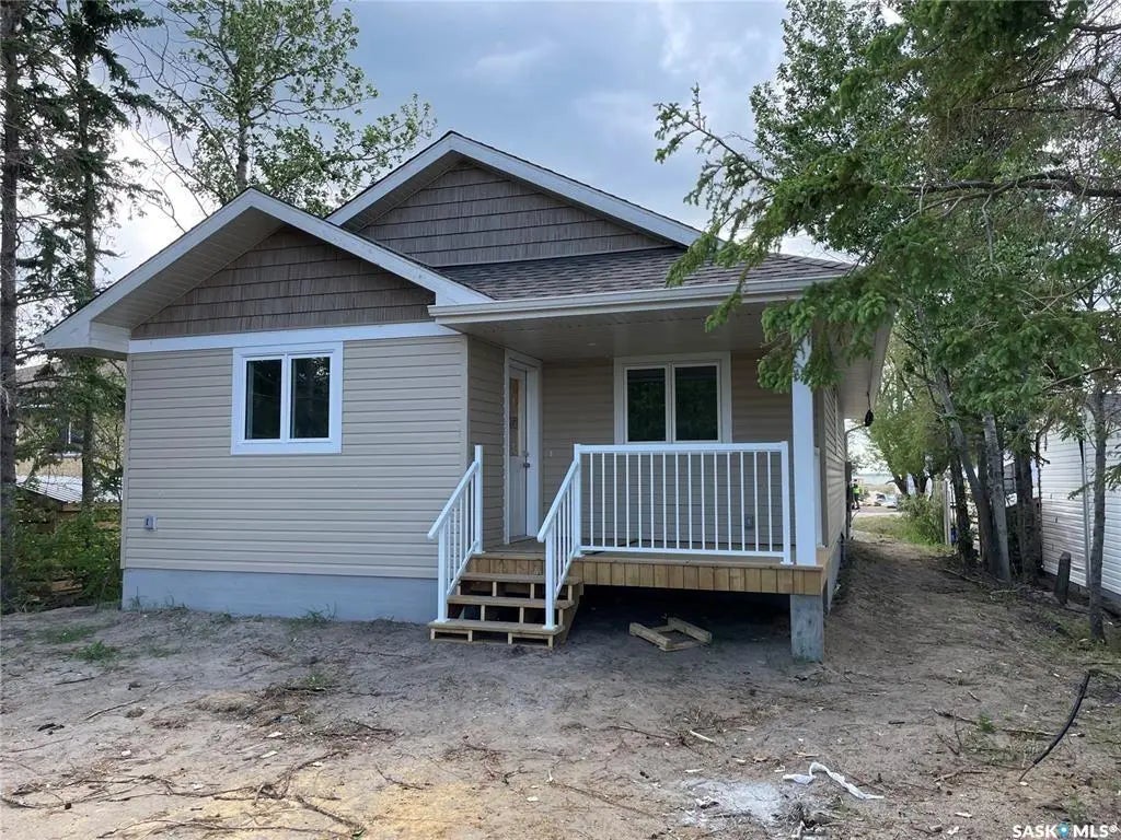 1121 Deerfoot Trail, Good Spirit Lake