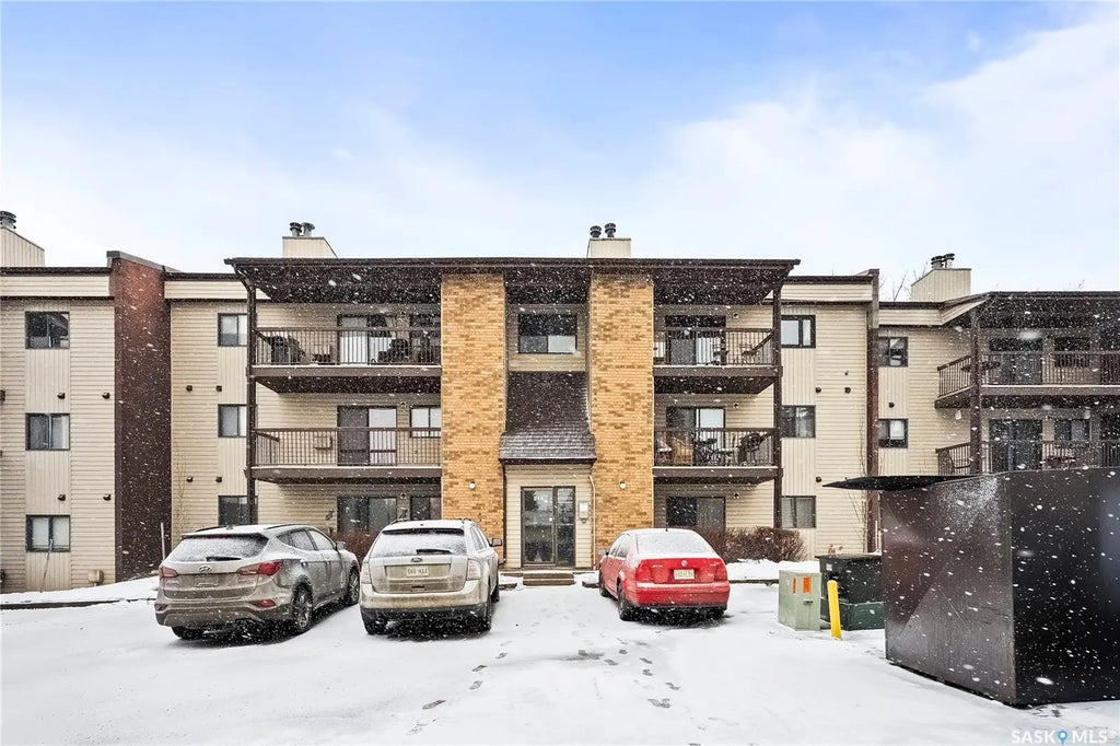 #201 - 215 Kingsmere Boulevard, Saskatoon