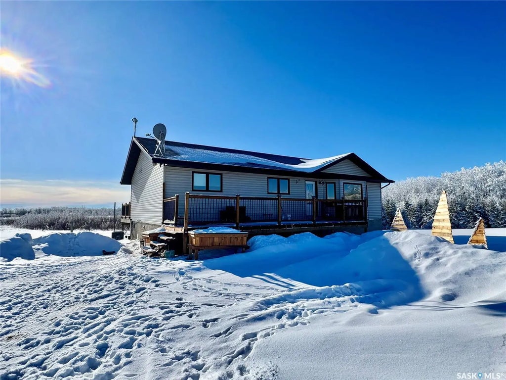 Rm Of Buckland Acreage, Buckland Rm No. 491