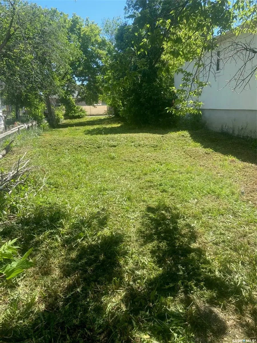 825 Elphinstone Street, Regina