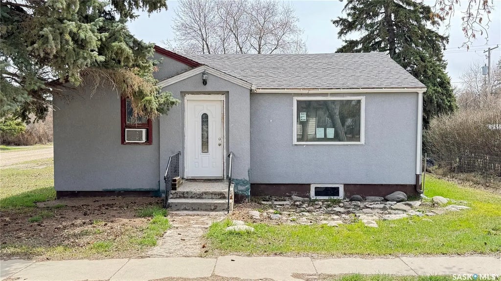 501 2nd Street, Kenaston