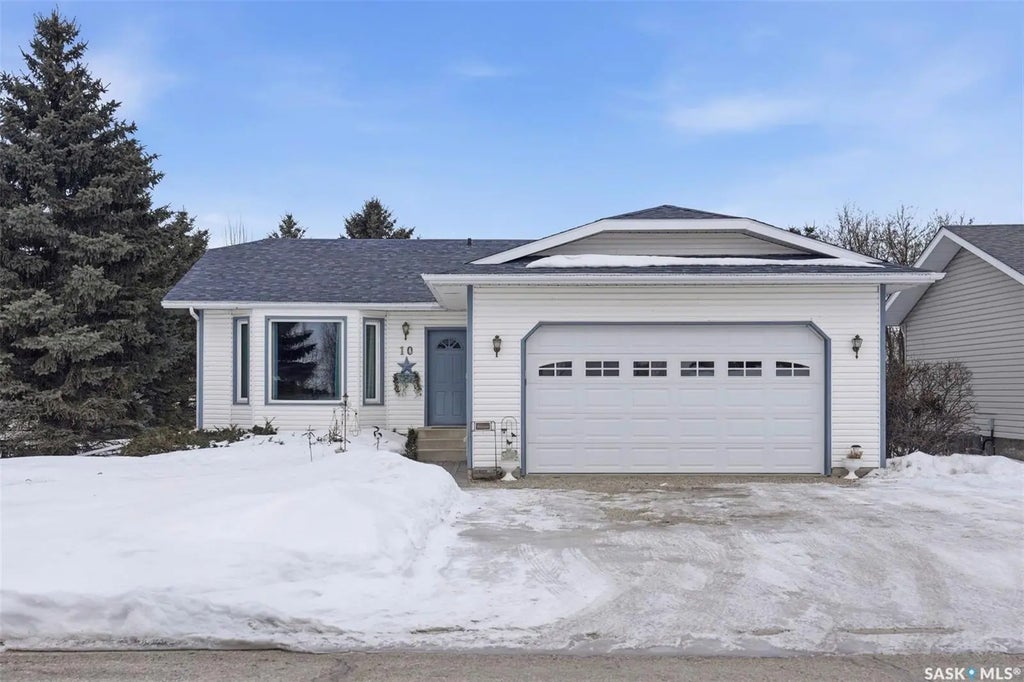 10 Meadows Place, Watrous