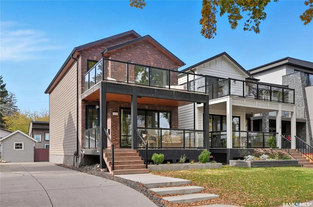 1172a Spadina Cres E, Saskatoon