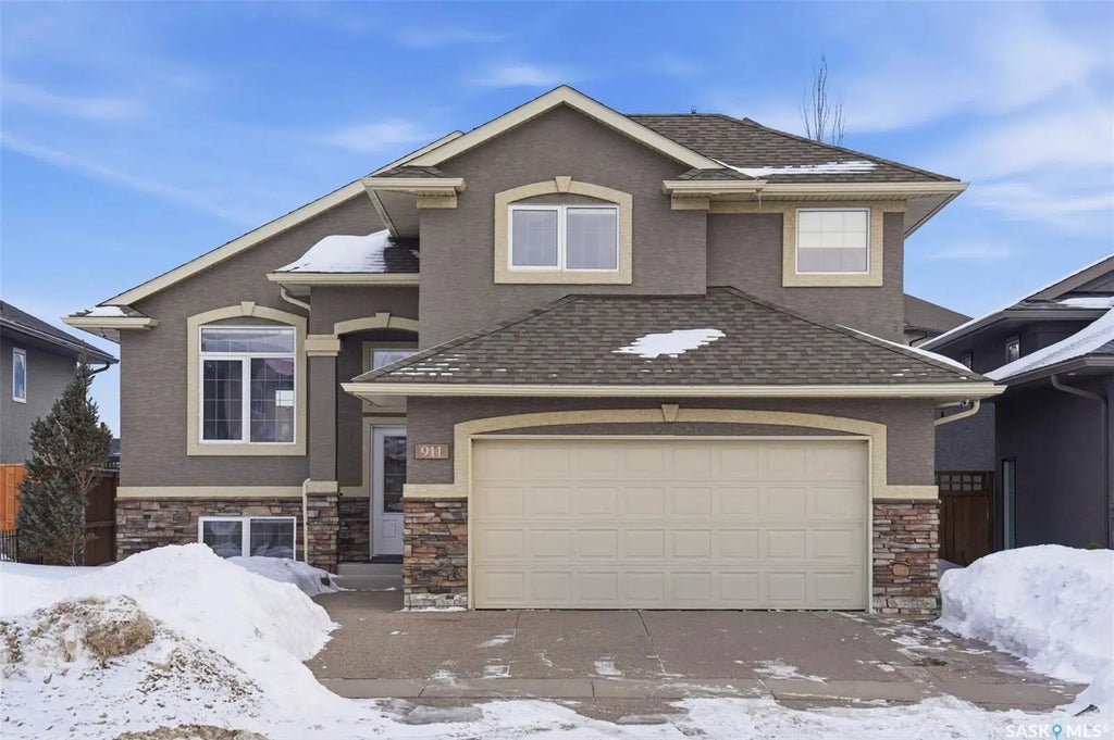 911 Hunter Road, Saskatoon