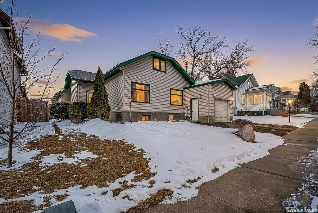 1032 Grafton Avenue, Moose Jaw