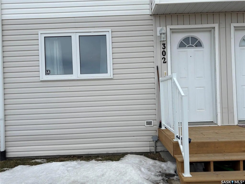 #302 - 851 Chester Road, Moose Jaw