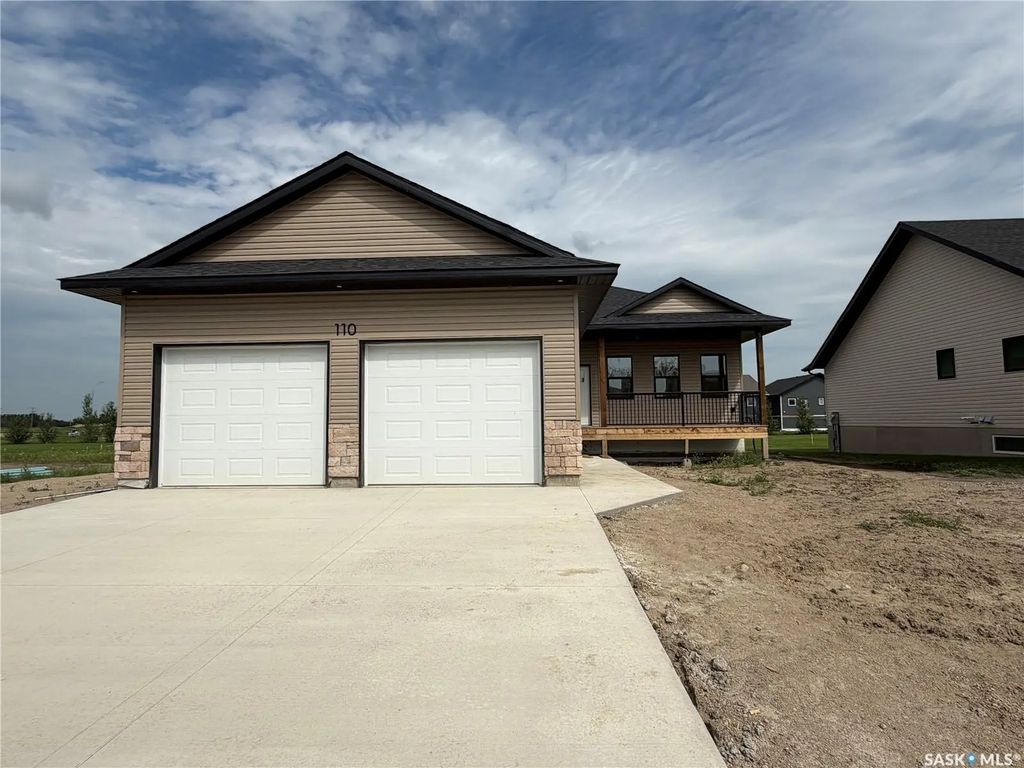 110 Lakewood Drive, Humboldt
