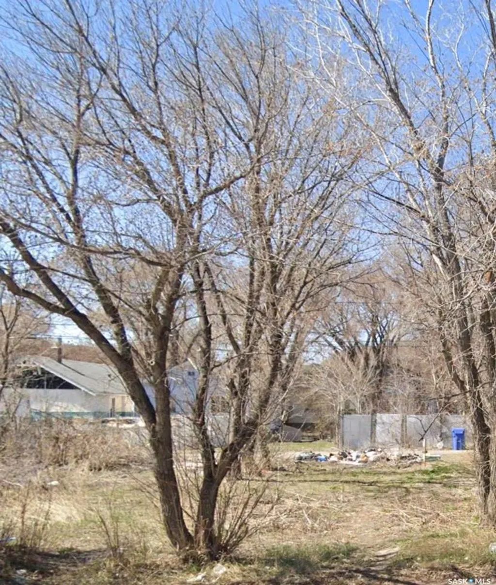 1954 Winnipeg Street, Regina