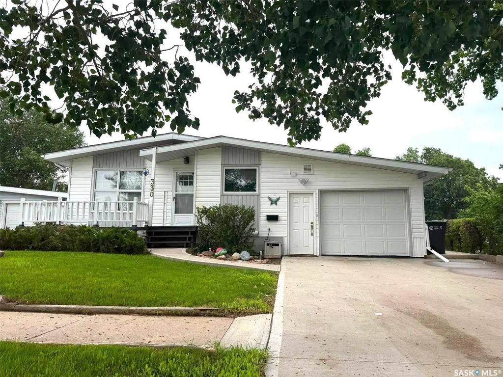 330 Coteau Street, Milestone