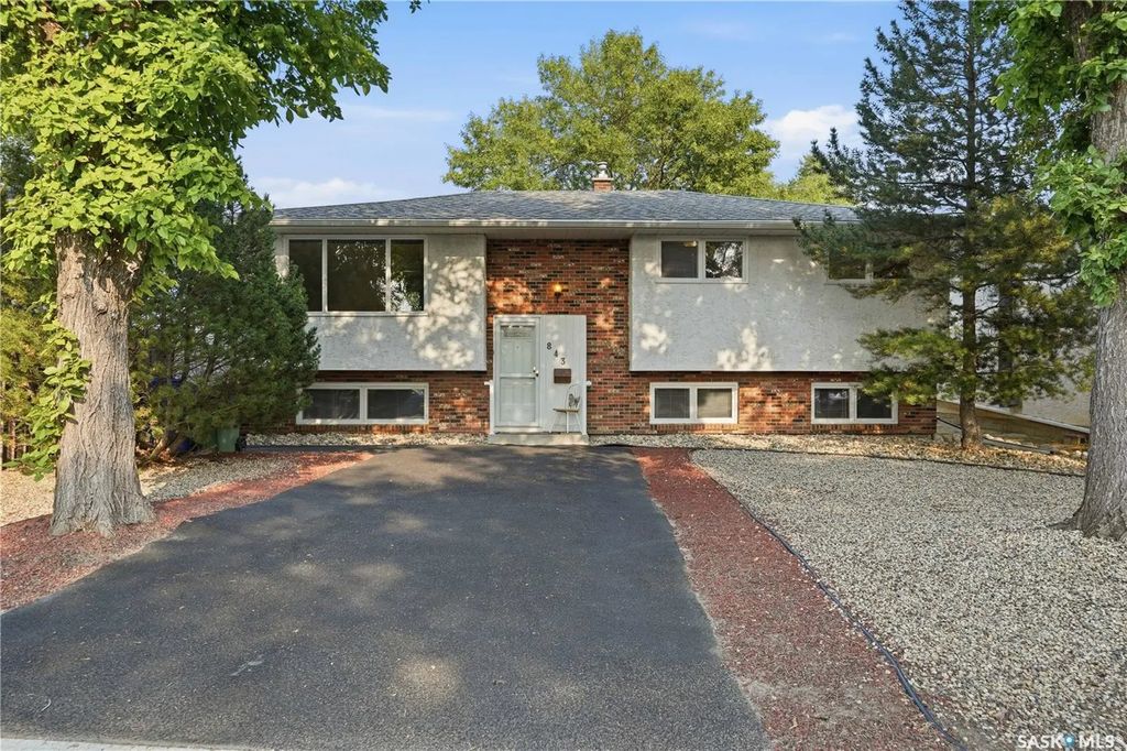 843 N Mcintosh Street, Regina