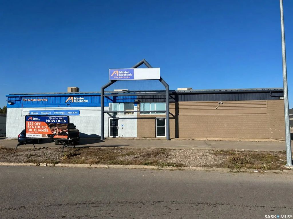 1525 5th Avenue E, Prince Albert