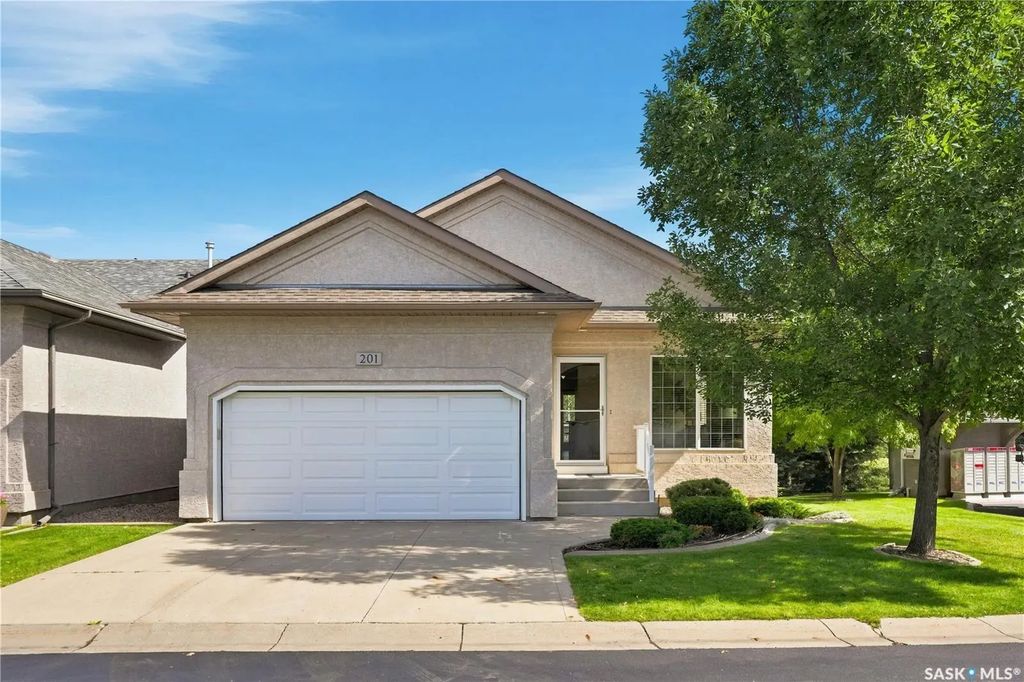 #201 - 802 Heritage Cres, Saskatoon
