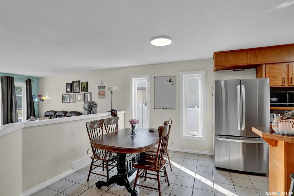 1214 Devonshire Drive N, Regina