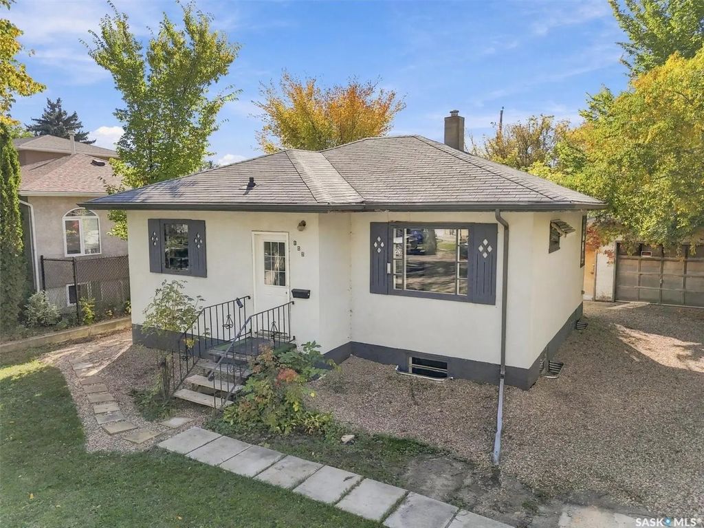 109 108th Street W, Saskatoon