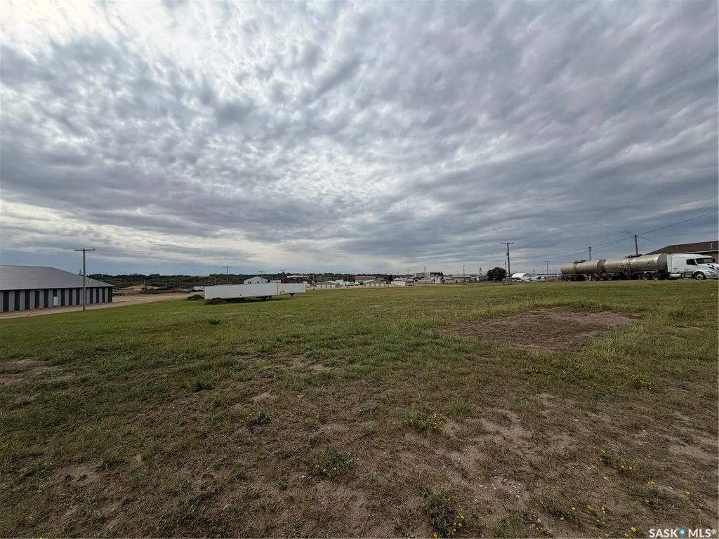 431 - 441 16th Street, Battleford