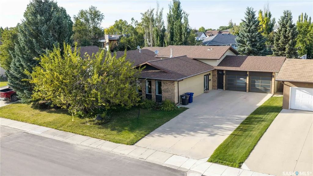 32 Barnes Cres, Humboldt