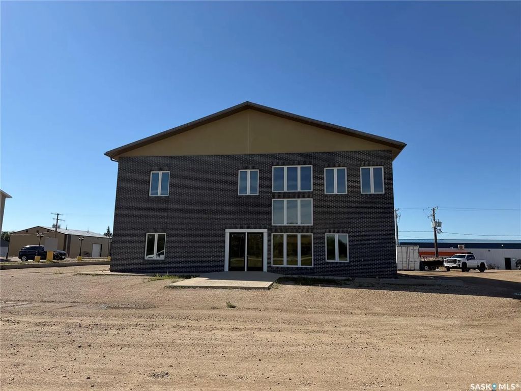 104 Turriff Avenue E, Carlyle