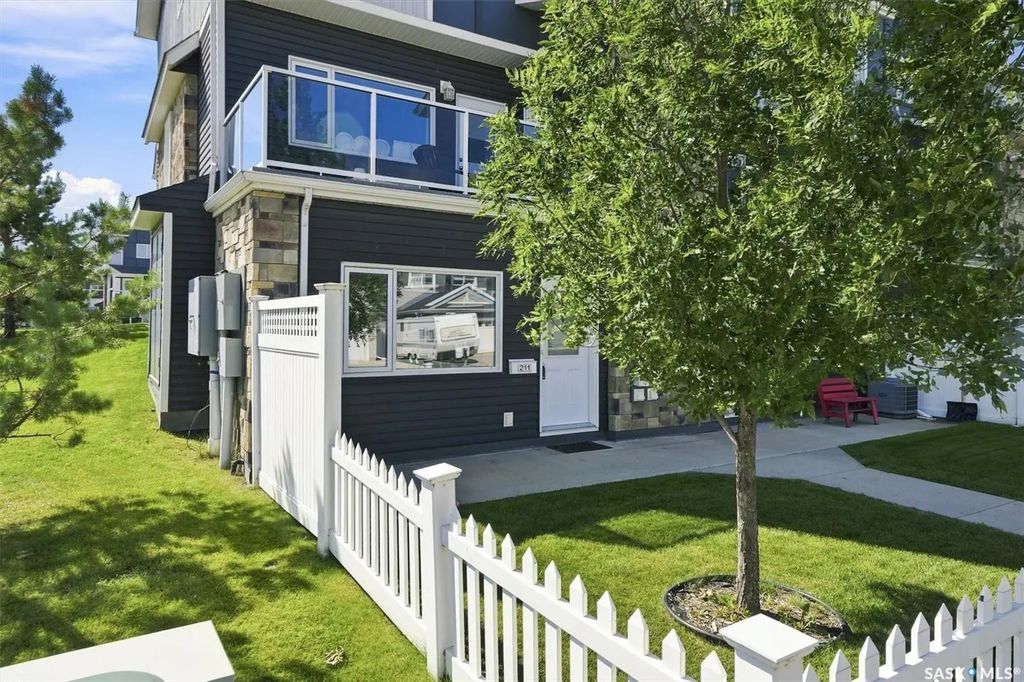 #211 - 225 Hassard Close, Saskatoon