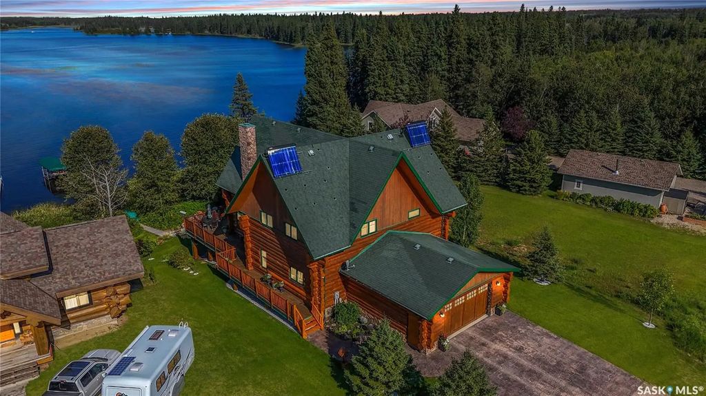 240 Emerald Way, Spiritwood Rm No. 496