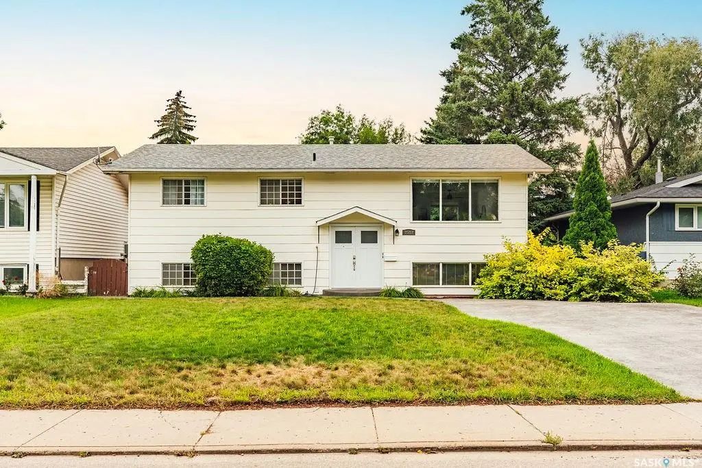 2517 Preston Avenue S, Saskatoon